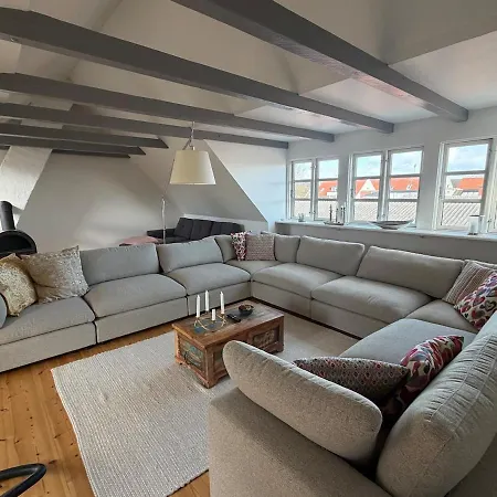 Charming, Newly Renovated Large Family Townhouse Marstal