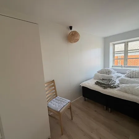 度假居 Charming, Newly Renovated Large Family Townhouse 马斯塔尔
